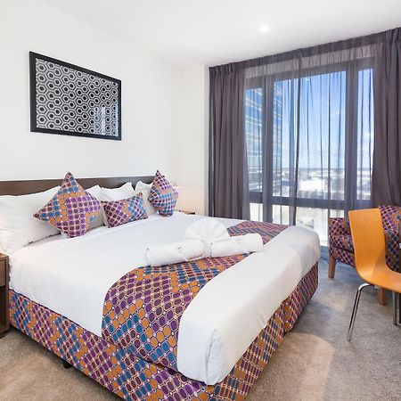 City Edge Dandenong Apartment Hotel Экстерьер фото